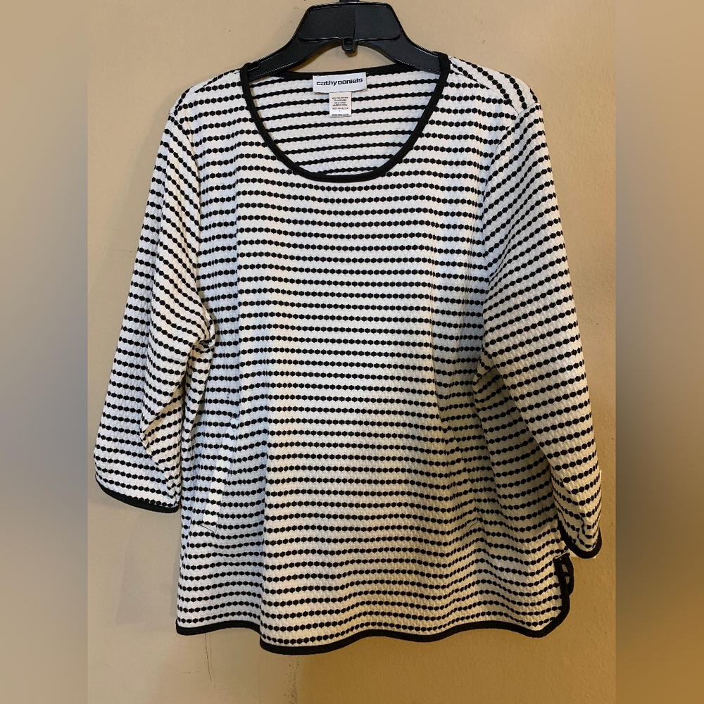 Cathy Daniels XL 3/4 Sleeve Blouse